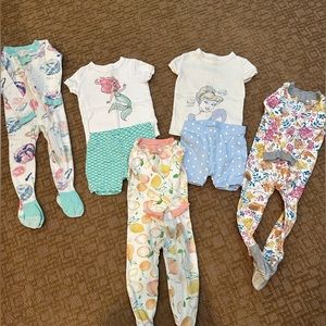 Girls 18months-2T pajamas set lot